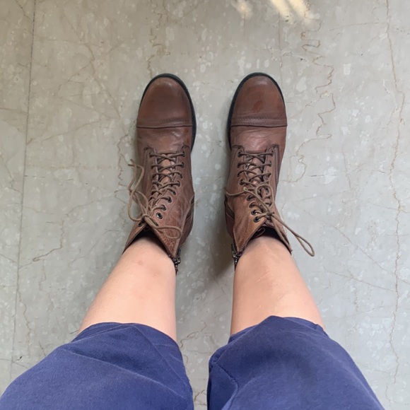 STEVE MADDEN BOOTS: red/deep pink color. stylish with laces; wear with zips - Picture 5 of 15